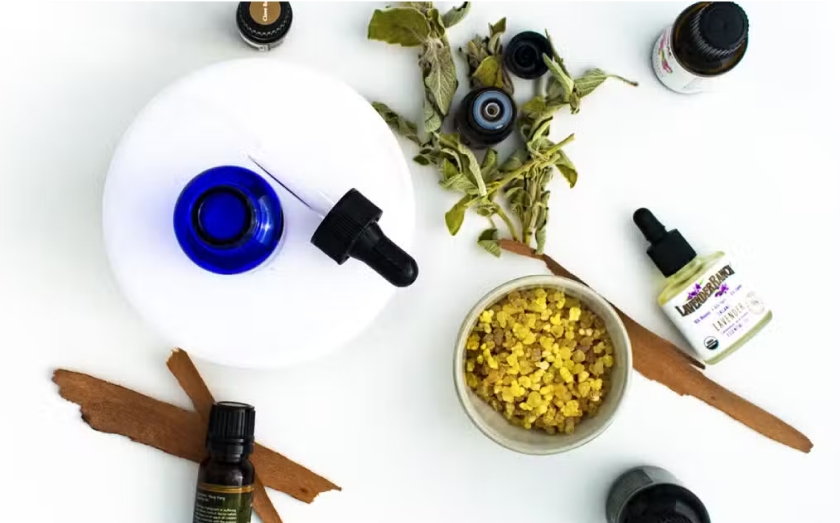 Everyday Essential Oils: How to Maximize the Benefits of Botanical Oils